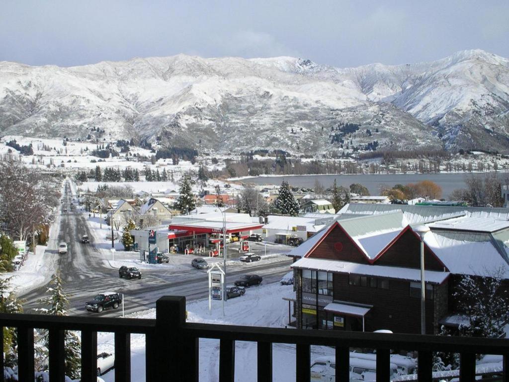 Wanaka Heights Motel Esterno foto