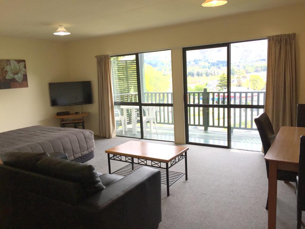 Wanaka Heights Motel Esterno foto
