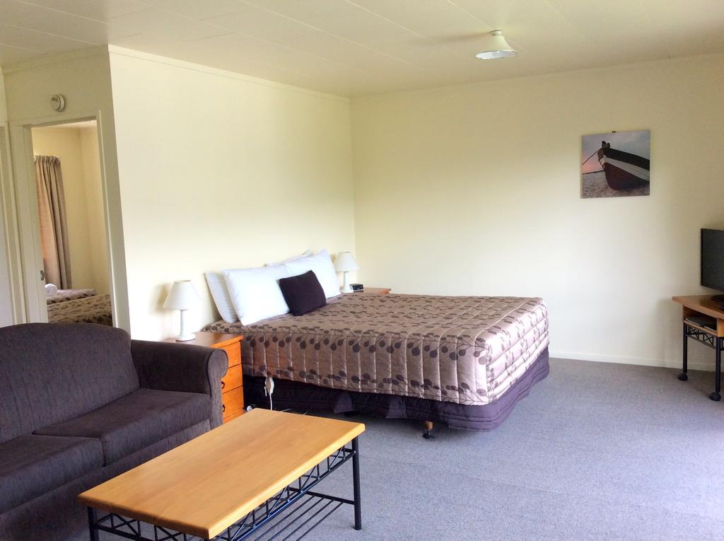Wanaka Heights Motel Esterno foto