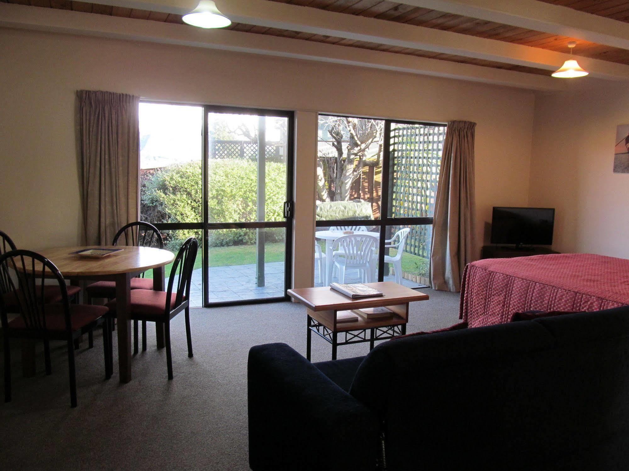 Wanaka Heights Motel Esterno foto