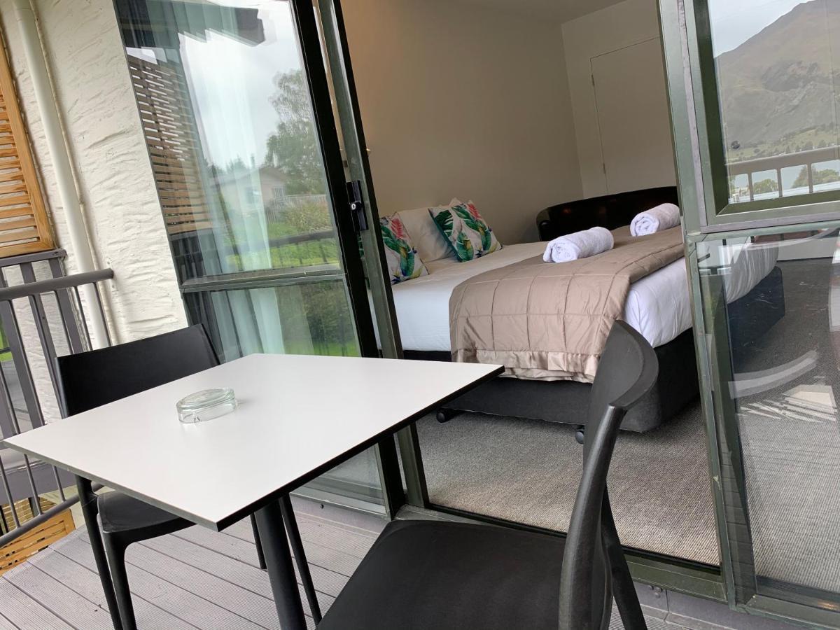 Wanaka Heights Motel Esterno foto